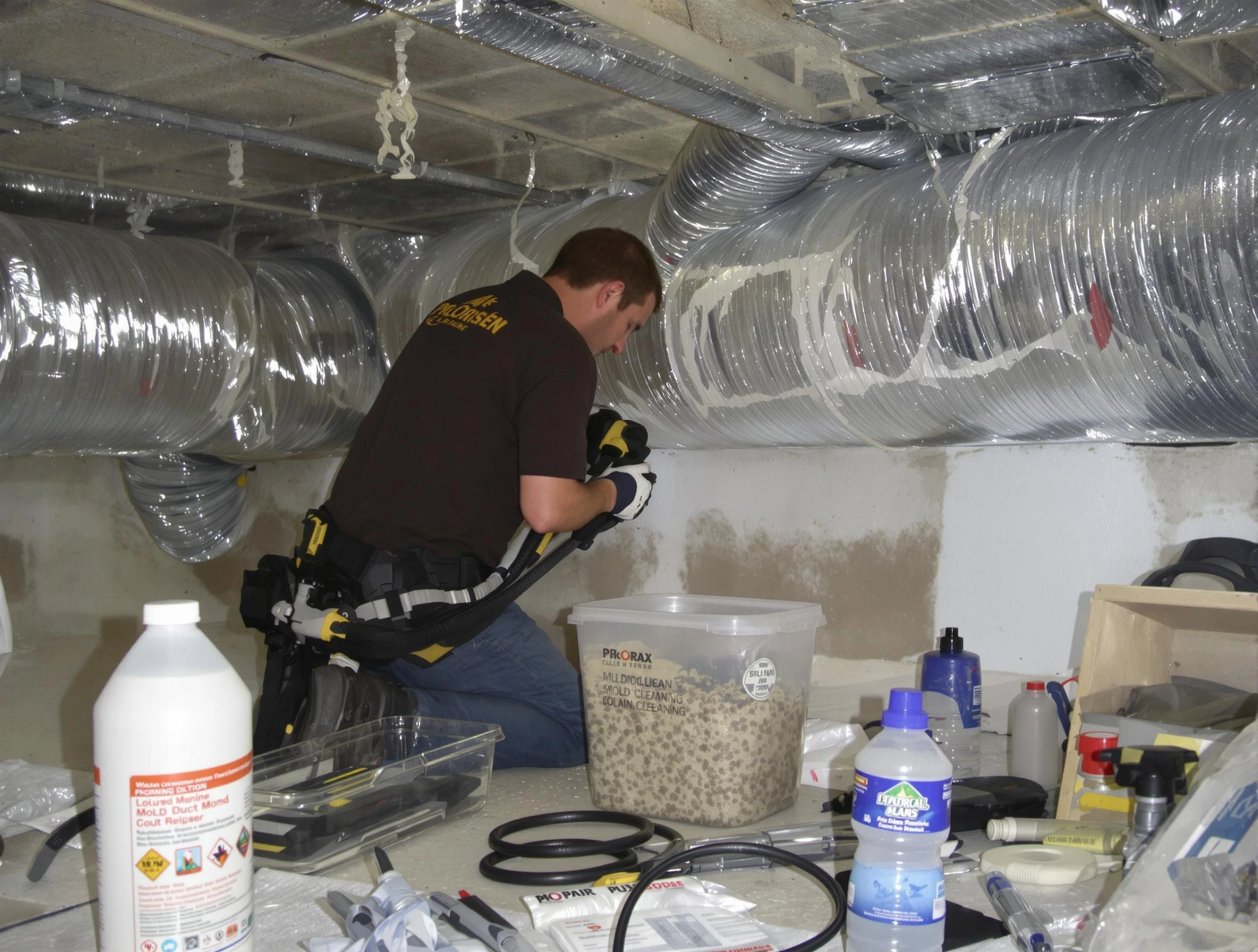 South Salt Lake Air Duct Cleaning specialist performing professional mold removal from air ducts in South Salt Lake
